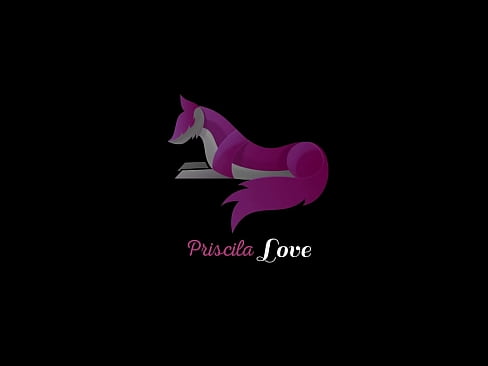 ❤️ 我的父母让我和妹妹单独相处，我把牛奶倒在她的乳房上。 Porno❌️❤
