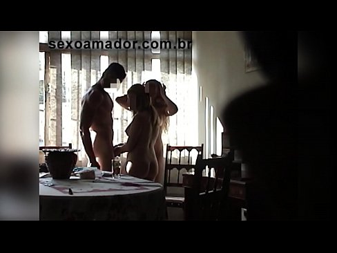 ❤️ 性友邀请巨无霸和他一起玩3P Porno❌️❤
