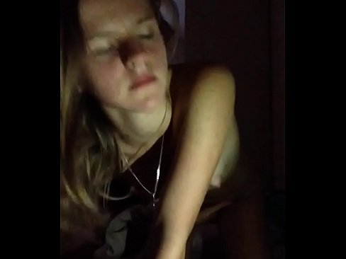 ❤️ 一个女孩自慰并射精 Porno❌️❤